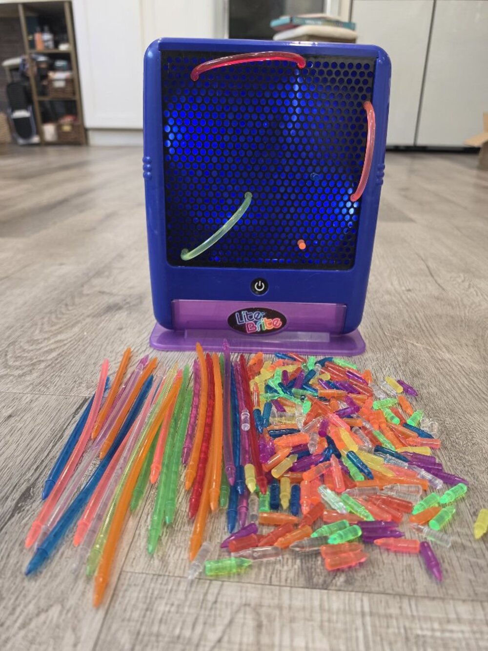 Lite-Brite Ultimate Classic With Pegs & Templates Light-Up Toy long light tubes